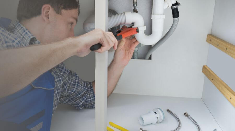 Professional sink repair in Moultrie, GA