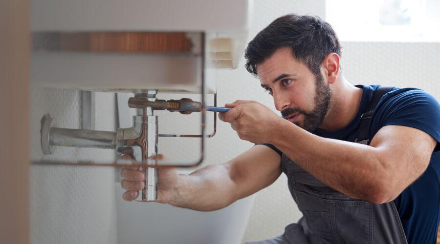Professional sink repair services in Moultrie, GA